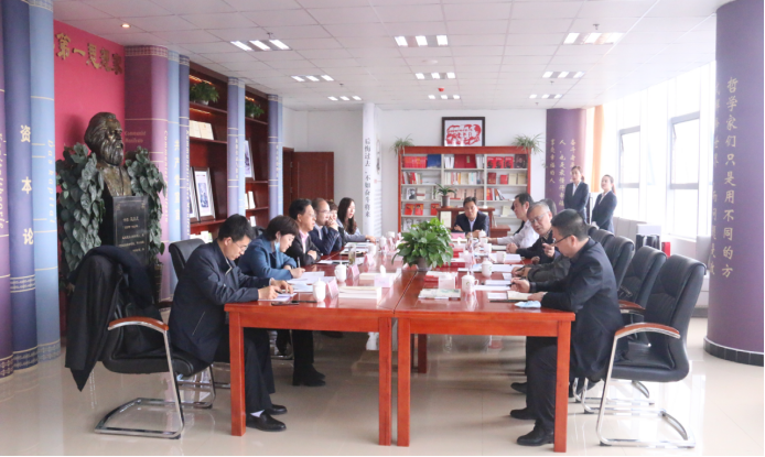 省總工會黨組書記、常務(wù)副主席陳志忠一行蒞臨省物產(chǎn)集團(tuán)調(diào)研企業(yè)復(fù)工復(fù)產(chǎn)情況